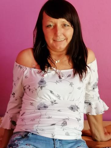 Gabi, 45 éves nagyatádi társkereső nő profil fotója