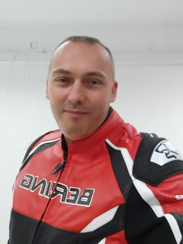 Endre, 51 éves fonyódi társkereső férfi profil fotója Endre, 51 éves fonyódi társkereső férfi profil fotója