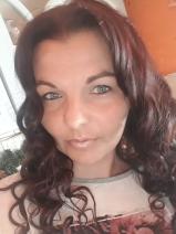 Sziasztok! Brigitta vagyok. Online orosházi randizni vágyó férfiak jelöljetek kedvencnek.