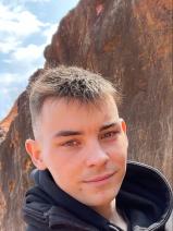 Sziasztok! Krisztián vagyok. Komoly foktői párkereső nők jelentkezését várom.