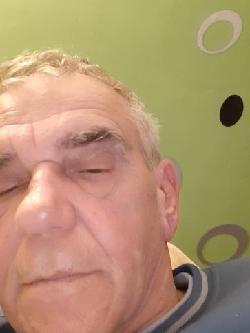 József, 61 éves zalavégi társkereső férfi profil fotója