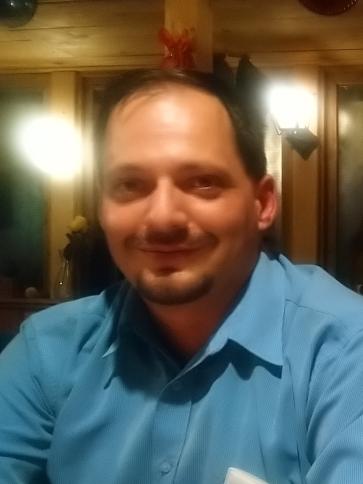 Lajos, 42 éves Budapest XX. kerületi társkereső férfi profil fotója Lajos, 42 éves Budapest XX. kerületi társkereső férfi profil fotója