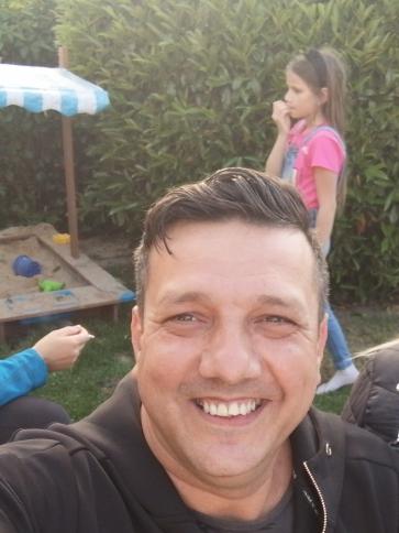 Krisztian, 42 éves sajószentpéteri társkereső férfi profil fotója