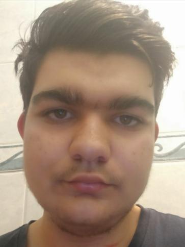 Tamás, 23 éves hajdúböszörményi társkereső férfi profil fotója