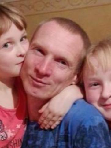 István, 46 éves tiszaalpári társkereső férfi profil fotója