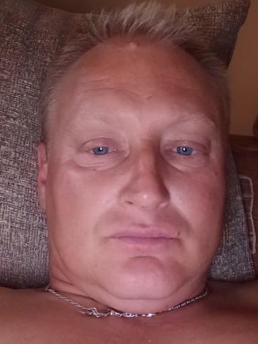 Sanyi, 42 éves mezőkovácsházai társkereső férfi profil fotója