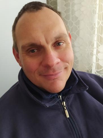 János, 45 éves nagyesztergári társkereső férfi profil fotója
