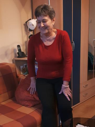 Éva, 71 éves Budapest V. kerületi társkereső nő profil fotója
