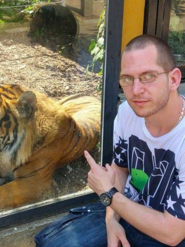 Roland, 32 éves Nagy Britannia kerületi társkereső férfi profil fotója