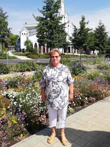 Mária, 68 éves hévízi társkereső nő profil fotója