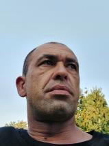 Sziasztok! József vagyok. Komoly csepregi párkereső nők jelentkezését várom.
