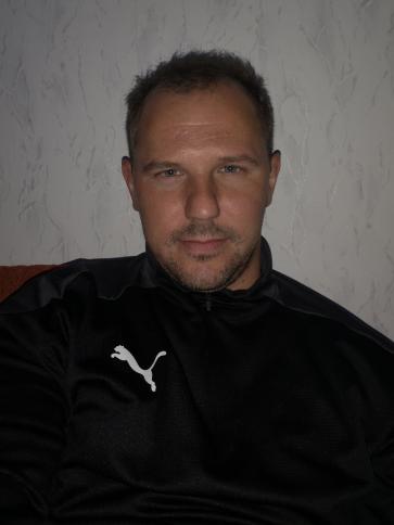 Péter, 36 éves dejtári társkereső férfi profil fotója Péter, 36 éves dejtári társkereső férfi profil fotója