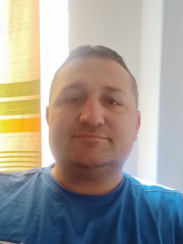 Levente, 50 éves pándi társkereső férfi profil fotója