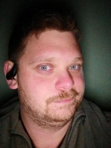 Sándor, 33 éves farmosi társkereső férfi profil fotója