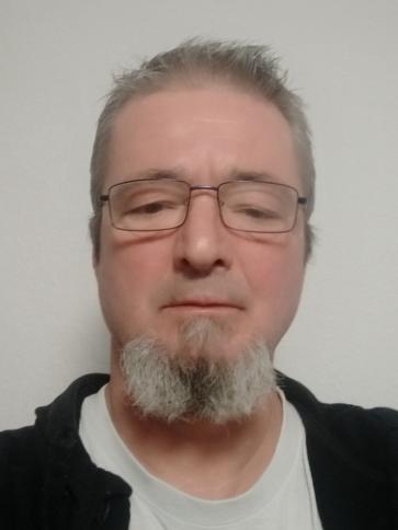 Sándor, 59 éves finnországi társkereső férfi profil fotója