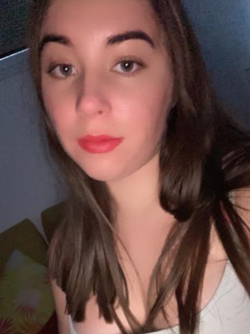 Henrietta, 24 éves hajdúszoboszlói társkereső nő profil fotója Henrietta, 24 éves hajdúszoboszlói társkereső nő profil fotója