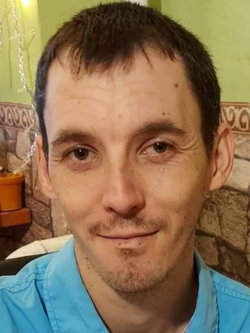 Roland, 36 éves kiskunfélegyházi társkereső férfi profil fotója Roland, 36 éves kiskunfélegyházi társkereső férfi profil fotója