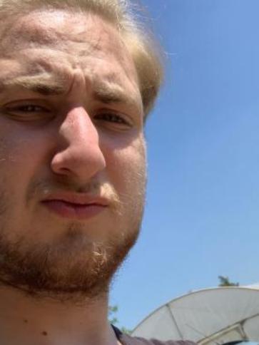 Adri, 25 éves beledi társkereső férfi profil fotója