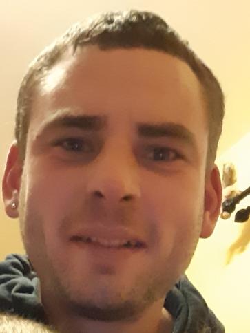 Martin, 33 éves györei társkereső férfi profil fotója