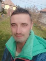 Sziasztok! Peter vagyok. Online almáskamarási randizni vágyó nők kattinsatok a kedvenc gombra.