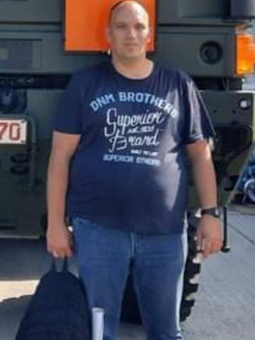 Sándor, 38 éves őri társkereső férfi profil fotója