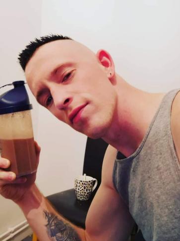 Mark, 31 éves Budapest VII. kerületi társkereső férfi profil fotója
