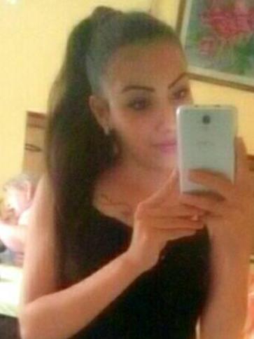 Alexandra, 25 éves miskolci társkereső nő profil fotója Alexandra, 25 éves miskolci társkereső nő profil fotója