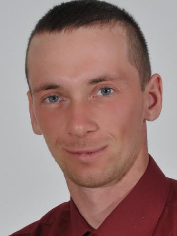 Dávid, 28 éves mocsai társkereső férfi profil fotója