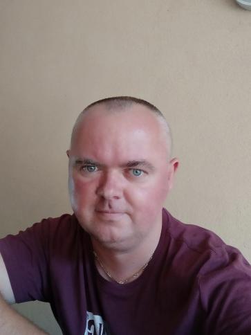 Gábor, 46 éves balassagyarmati társkereső férfi profil fotója Gábor, 46 éves balassagyarmati társkereső férfi profil fotója