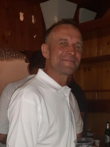 Tibor, 46 éves zsákai társkereső férfi profil fotója