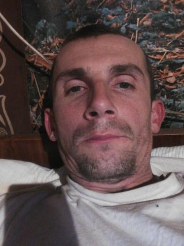 József, 42 éves barcsi társkereső férfi profil fotója