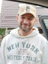 Sziasztok! Zsolt vagyok. Komoly sóskúti párkereső nők jelentkezését várom.