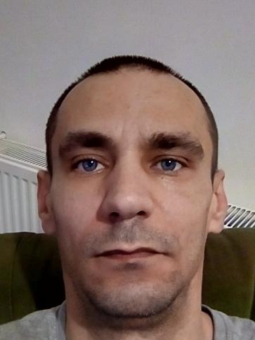 Tamás, 41 éves véméndi társkereső férfi profil fotója