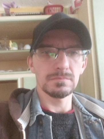 János, 44 éves szegvári társkereső férfi profil fotója