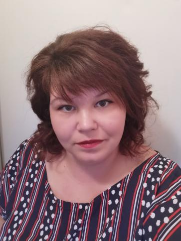 Kata, 39 éves veszprémi társkereső nő profil fotója