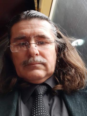 Lásló, 68 éves mórahalomi társkereső férfi profil fotója