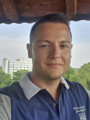 András, 34 éves vaszari társkereső férfi profil fotója