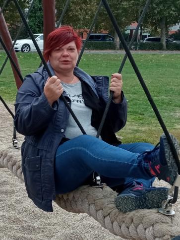Mónika, 56 éves esztergomi társkereső nő profil fotója