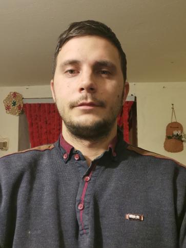 józsef, 32 éves kerekegyházai társkereső férfi profil fotója