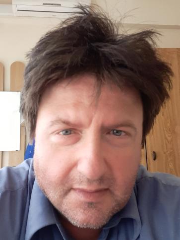 László, 46 éves nagykállói társkereső férfi profil fotója