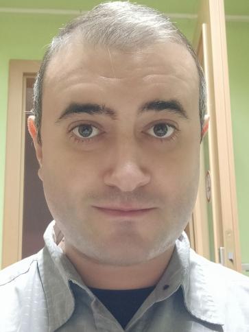 árpád, 38 éves romániai társkereső férfi profil fotója