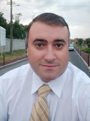 árpád, 39 éves romániai társkereső férfi profil fotója