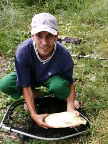 István, 40 éves hosszúpályi társkereső férfi profil fotója