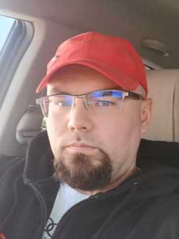 Zoltán, 35 éves karcagi társkereső férfi profil fotója Zoltán, 35 éves karcagi társkereső férfi profil fotója