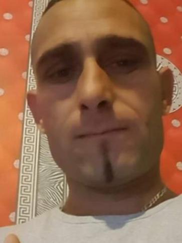Sándor, 39 éves ajaki társkereső férfi profil fotója