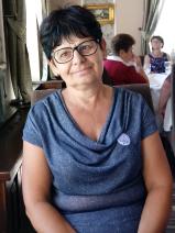 Sziasztok! Emília vagyok. Komoly tetétleni társkereső férfiak jelentkezését várom.