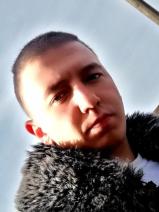 Sziasztok! József vagyok. Komoly bikácsi párkereső nők jelentkezését várom.