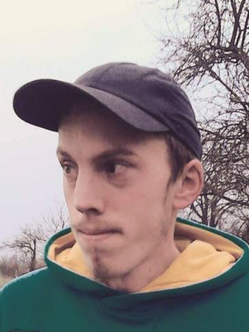 Imre, 34 éves tési társkereső férfi profil fotója
