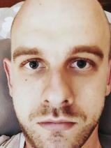 Sziasztok! Patrik vagyok. Komoly csákánydoroszlói párkereső nők jelentkezését várom.