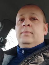 Sziasztok! Pőcze vagyok. Komoly sátorhelyi párkereső nők jelentkezését várom.